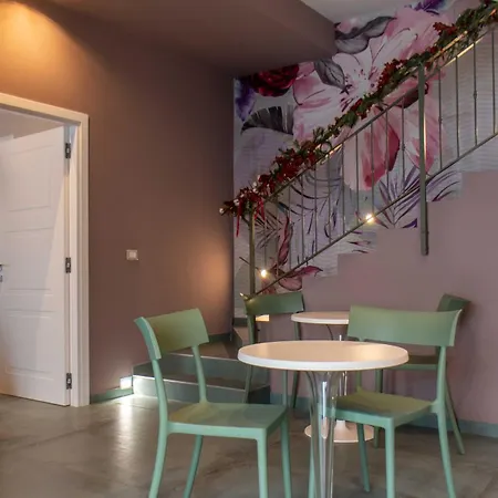 Bed & Breakfast Opera Boutique *