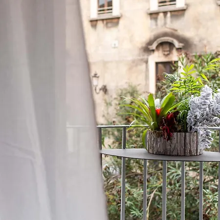 Bed & Breakfast Opera Boutique *