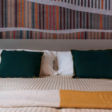 Opera Boutique Bed & Breakfast *