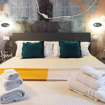 Opera Boutique Oda ve Kahvaltı 3*