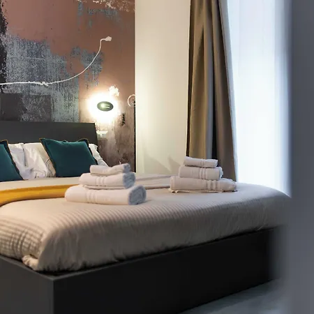 Frühstückspension Opera Boutique 3*